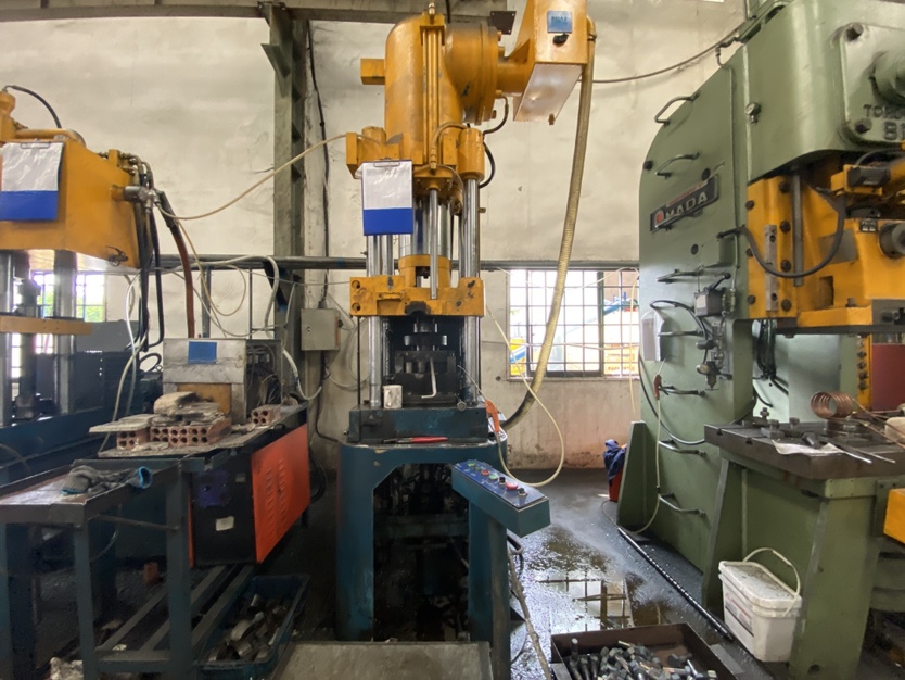Hydraulic press 3